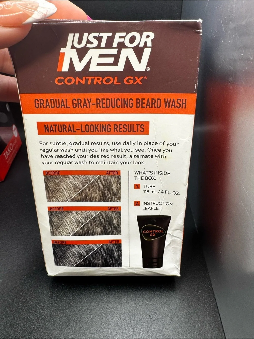 NWT Gradual Gray-Reducing Beard Wash - Brown/Black